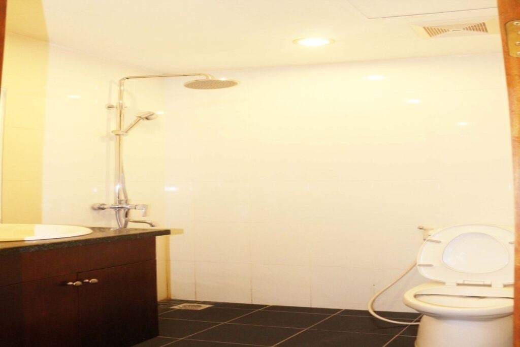 Photo of Bathroom in Quang An
