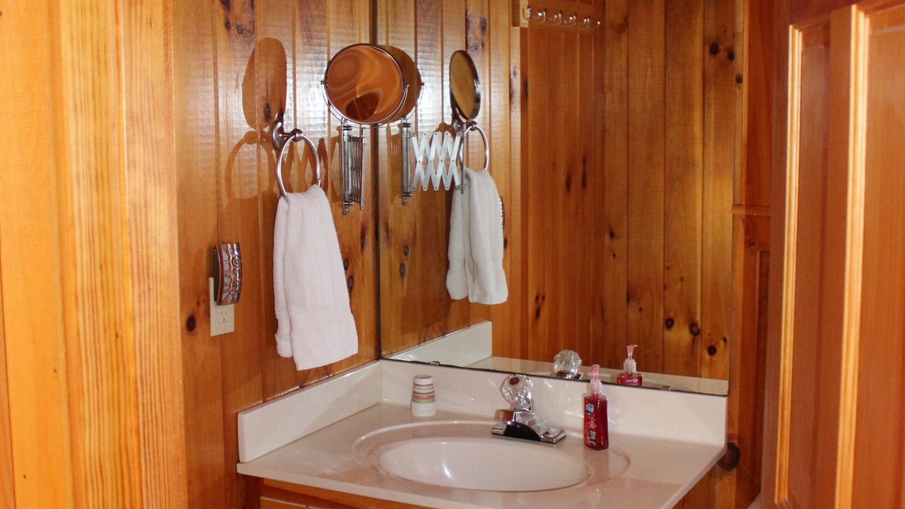 Photo of Bathroom in Clayton