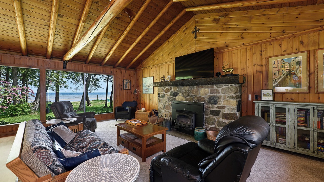 Photo of Livingroom in Ingalls