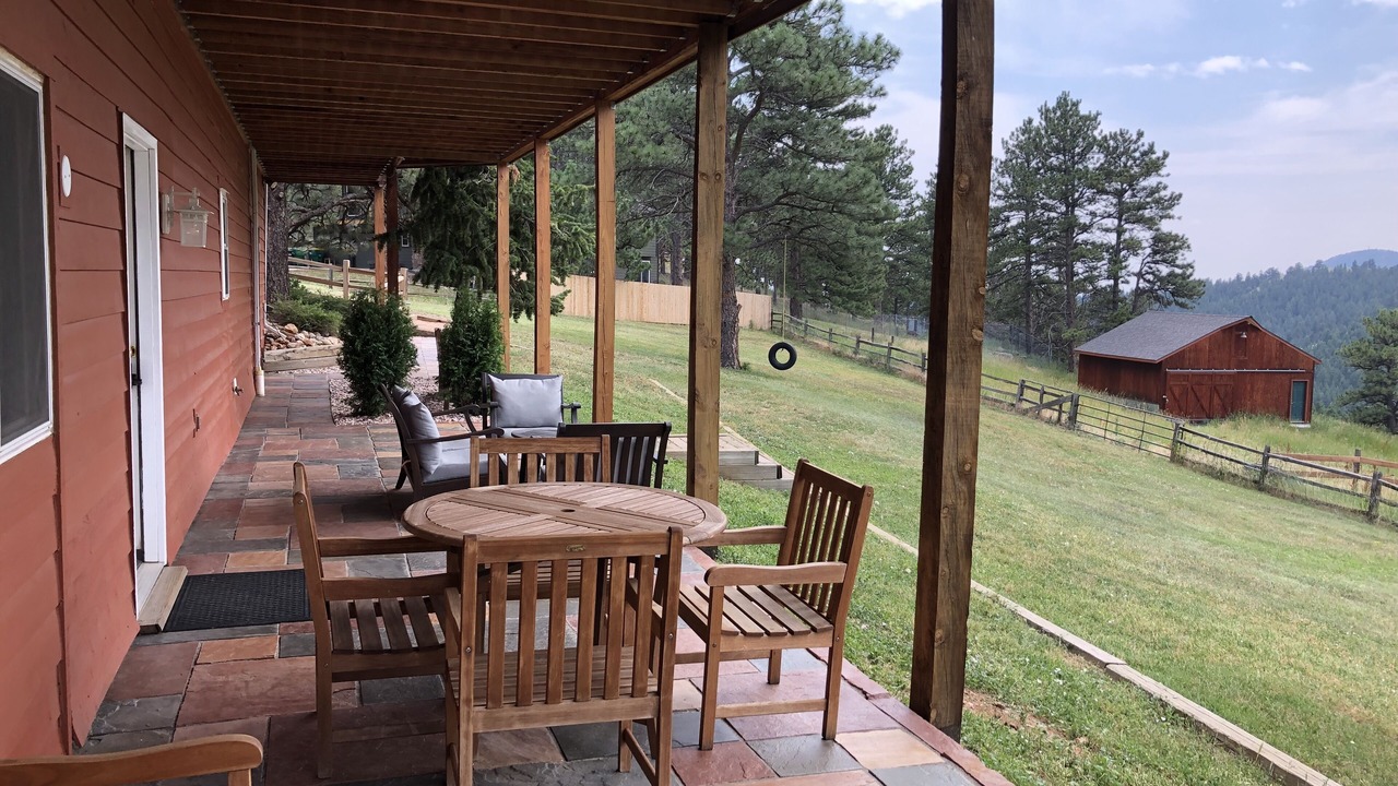 Photo of Outdoor in Golden