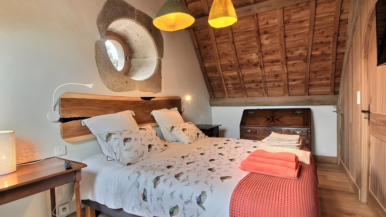 Photo of Bedroom in Pleyben