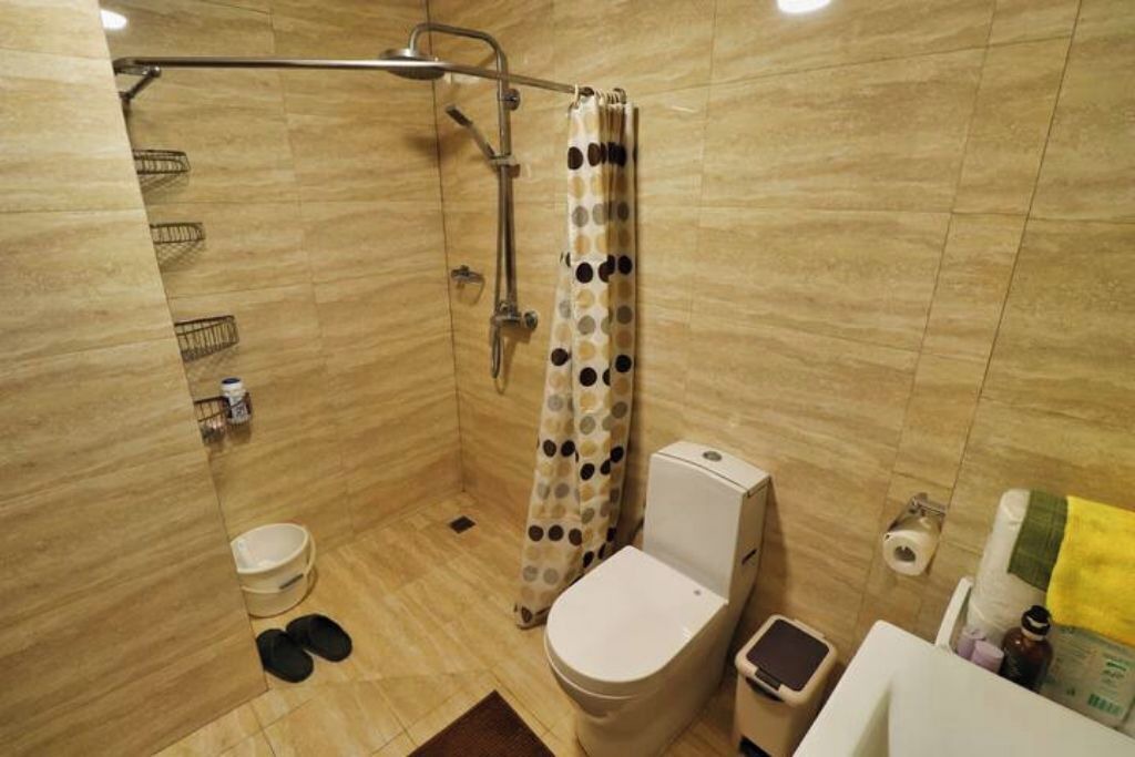 Photo of Bathroom in Kapitolyo