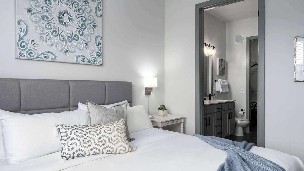 Photo of Bedroom in Crestline Heights