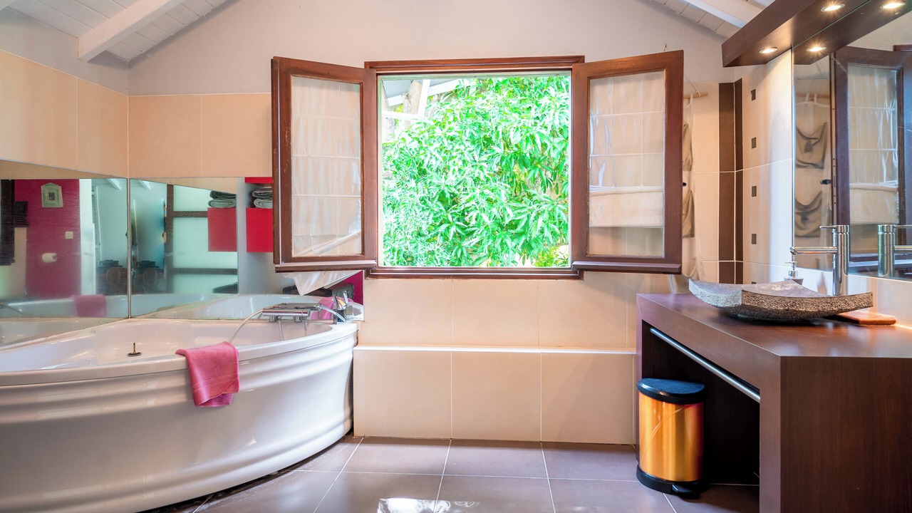 Photo of Bathroom in Dampierre