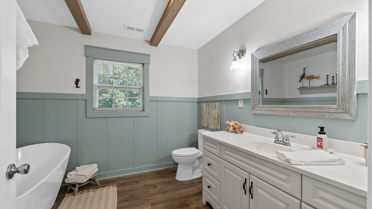 Photo of Bathroom in Ashland City