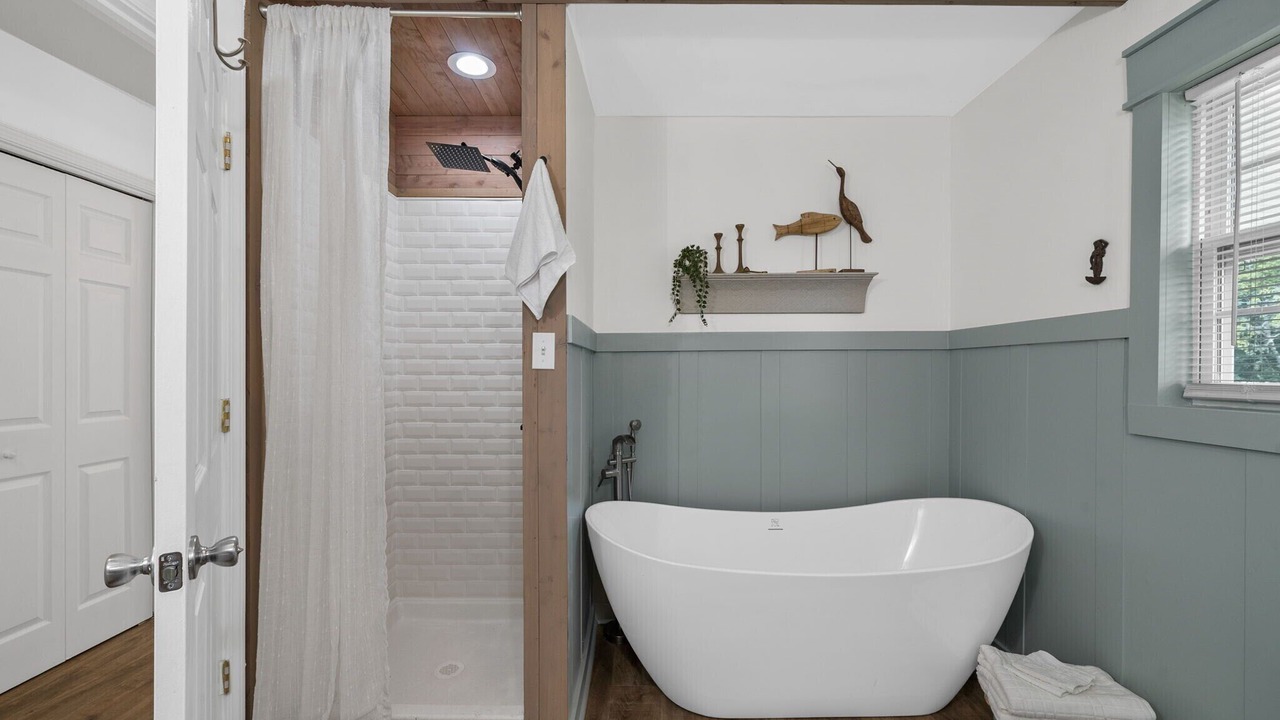 Photo of Bathroom in Ashland City