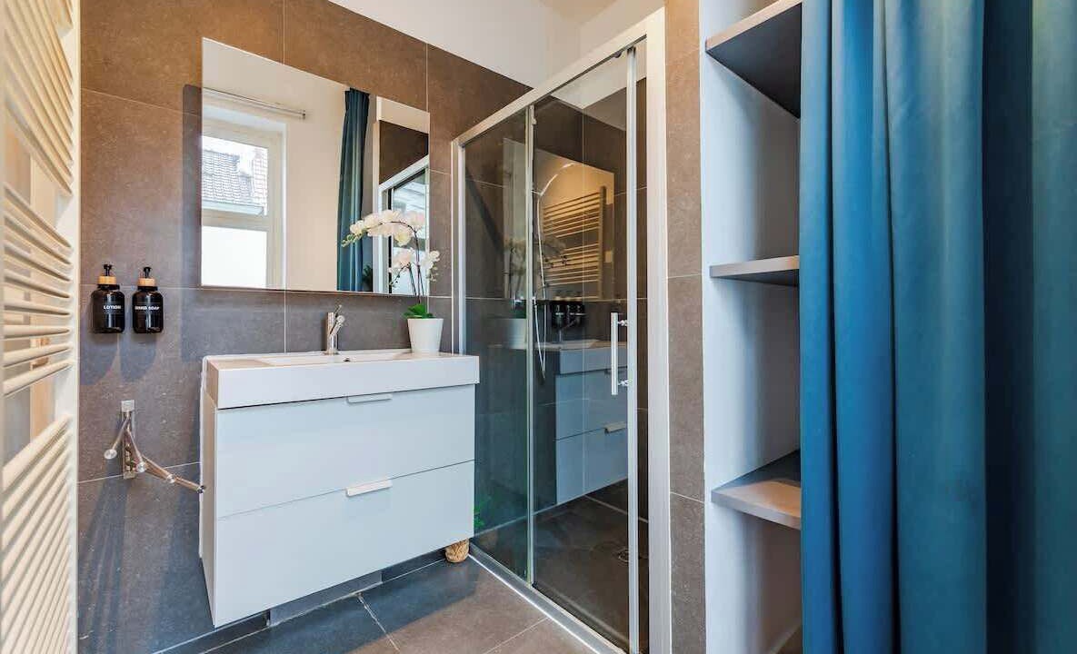 Photo of Bathroom in Lower Town