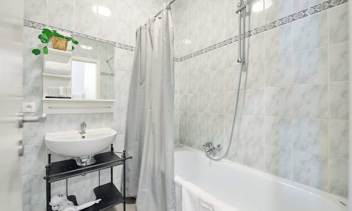 Photo of Bathroom in Lower Town
