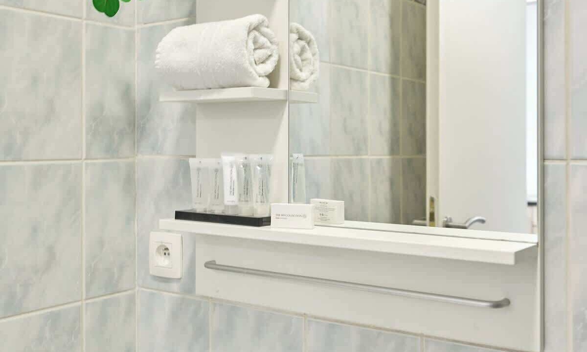 Photo of Bathroom in Lower Town