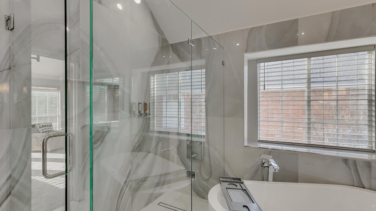 Photo of Bathroom in Rowlett