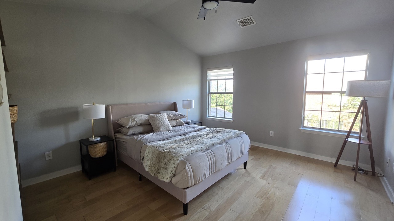 Photo of Bedroom in Lewisville