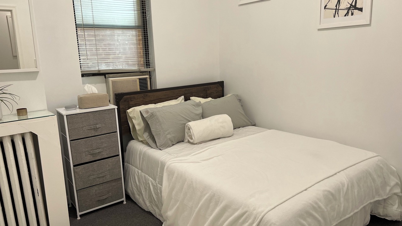 Photo of Bedroom in Cardozo