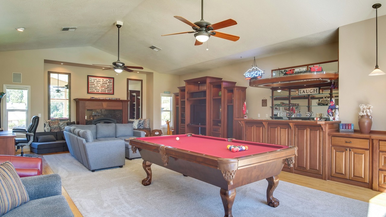 Photo of Bedroom in Grants Pass