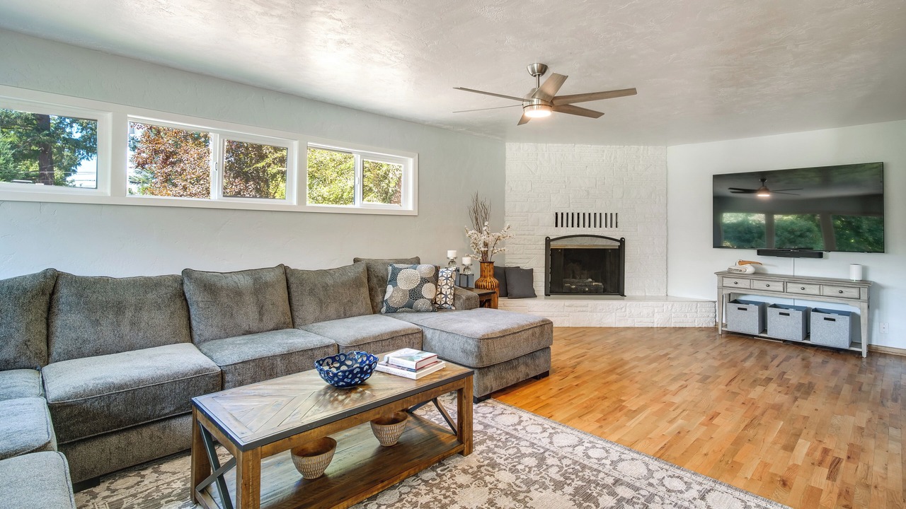 Photo of Livingroom in Grants Pass