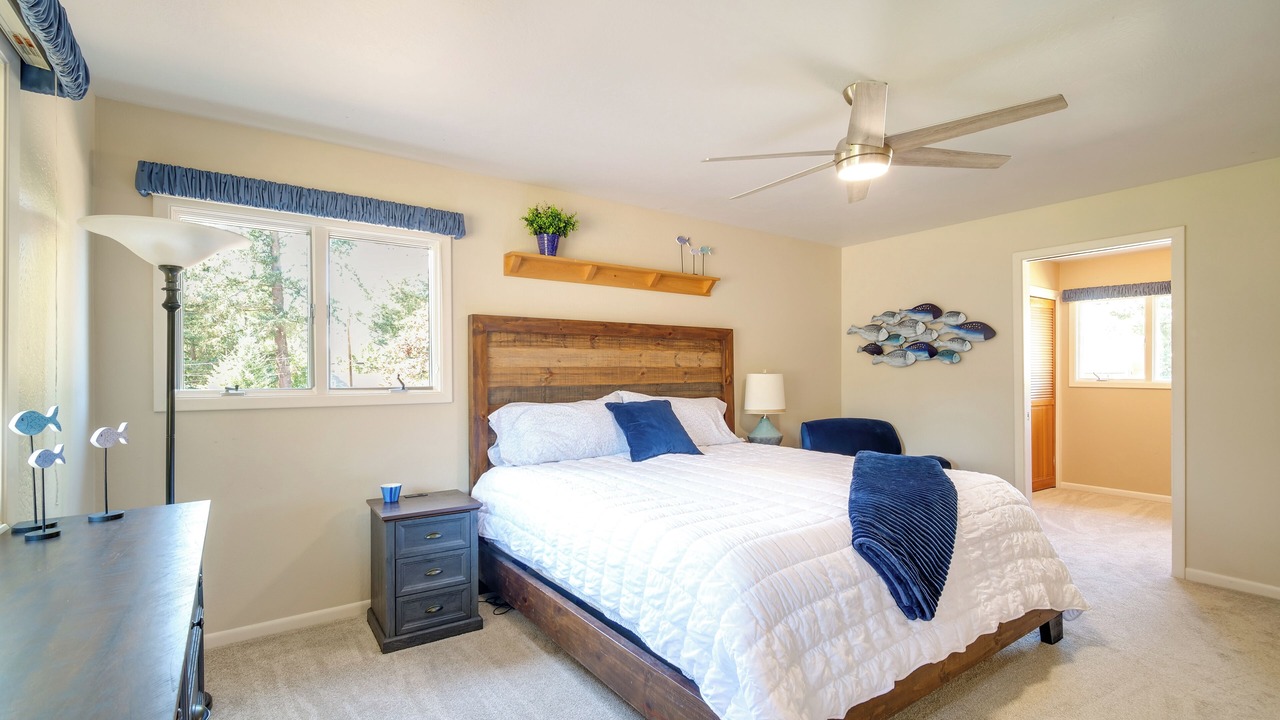 Photo of Bedroom in Grants Pass