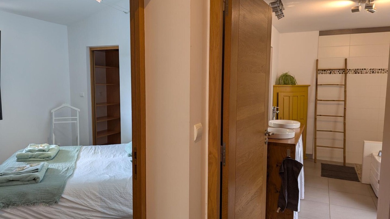 Photo of Bedroom in Soyaux