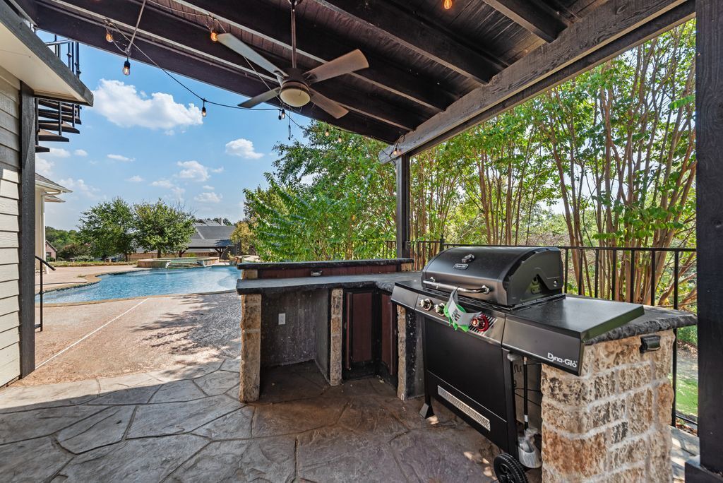 Photo of Patio Balcony in Fort Worth