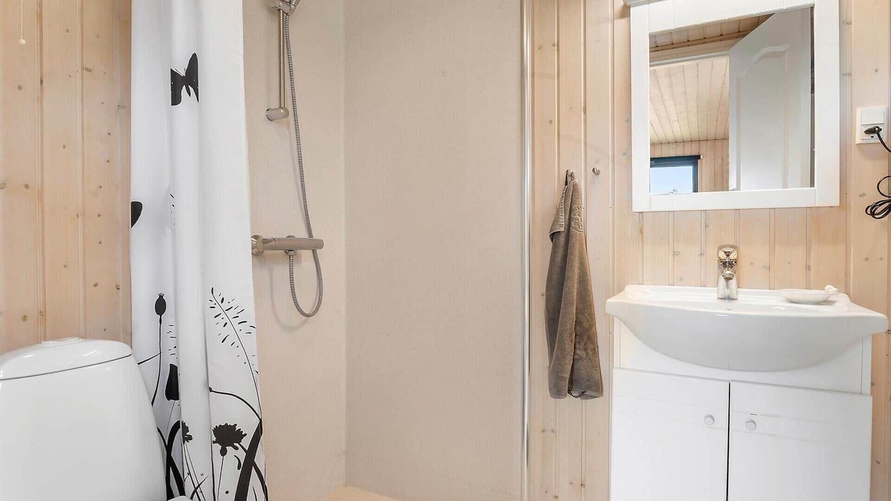 Photo of Bathroom in Boeslum