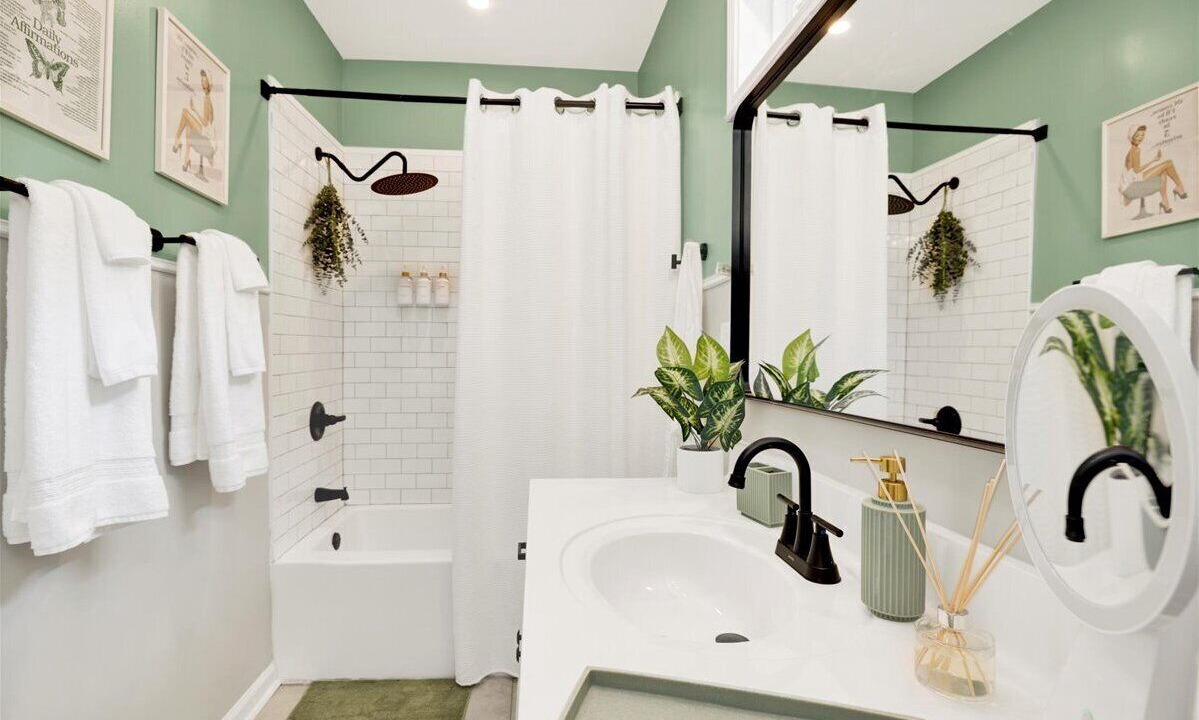 Photo of Bathroom in Crestline Heights