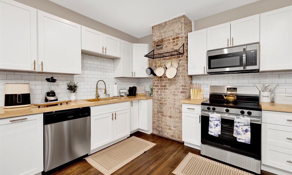 Photo of Kitchen in Crestline Heights