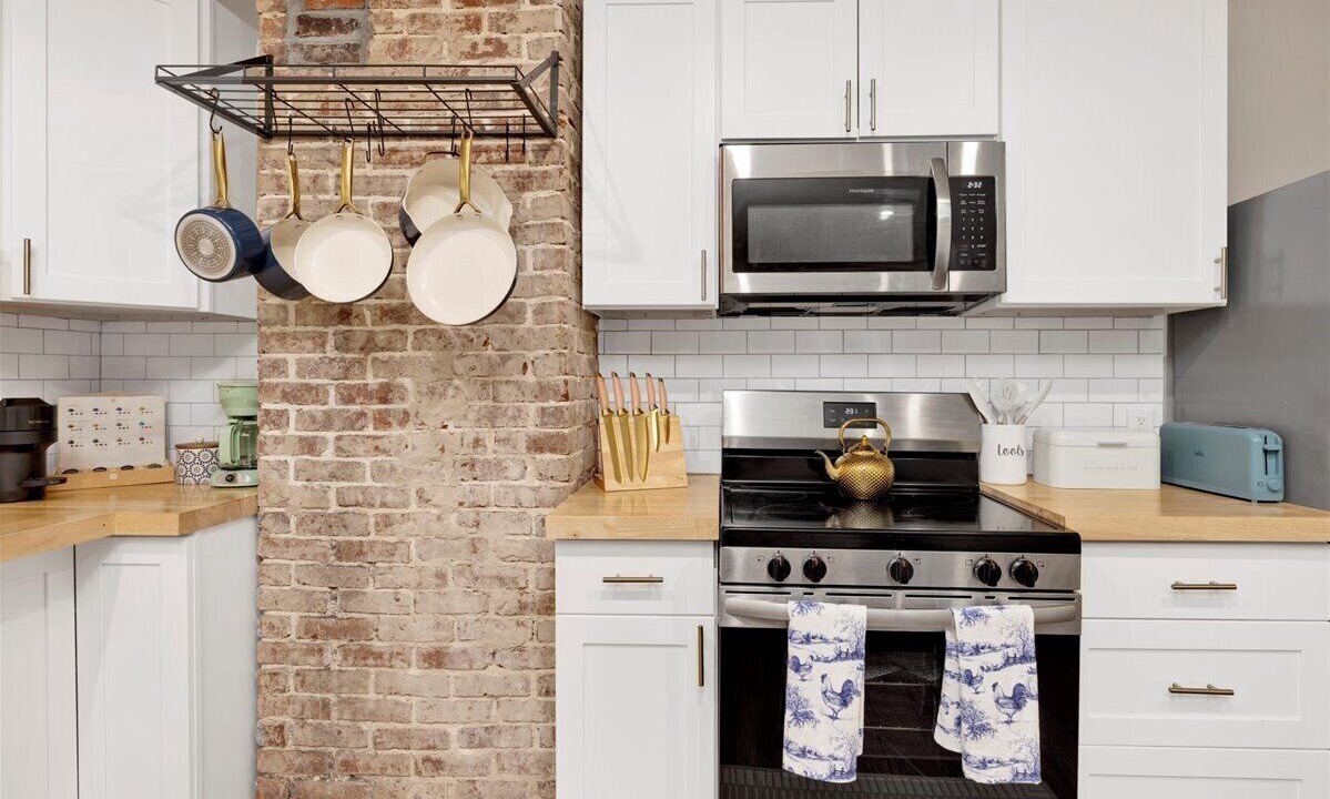 Photo of Kitchen in Crestline Heights