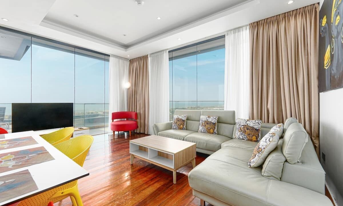 Photo of Livingroom in Cantonments