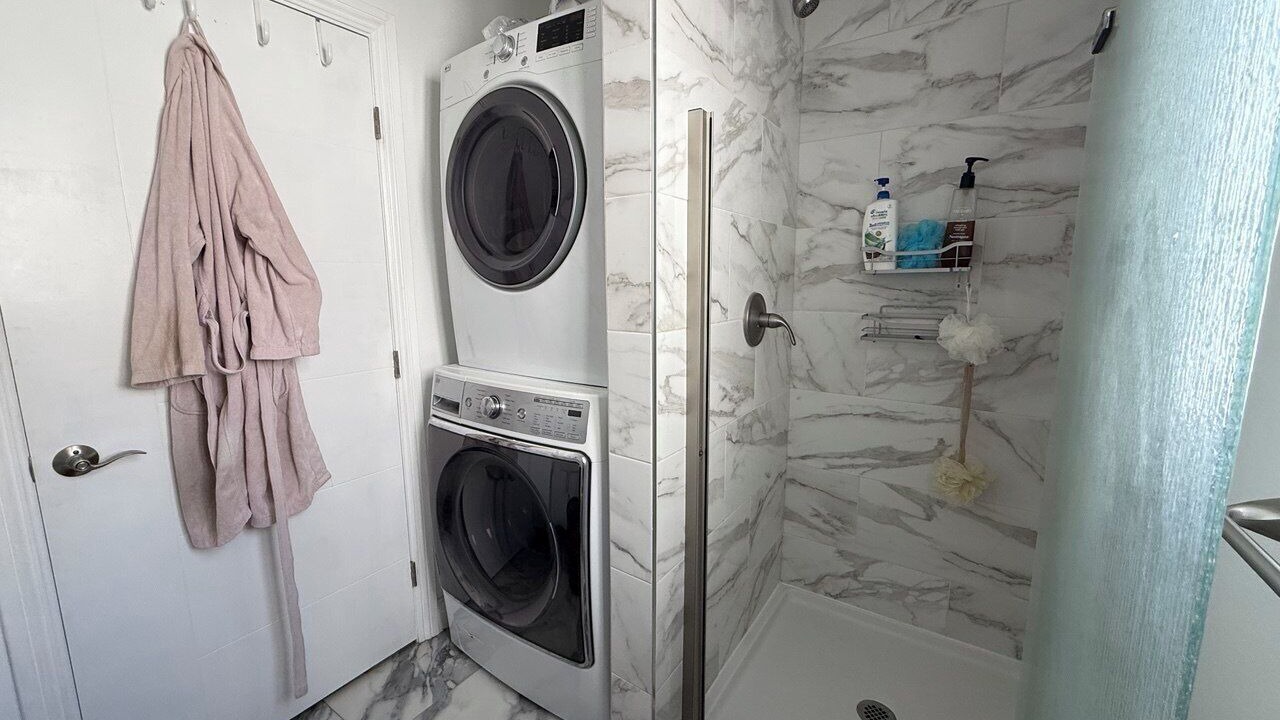 Photo of Bathroom in Reseda