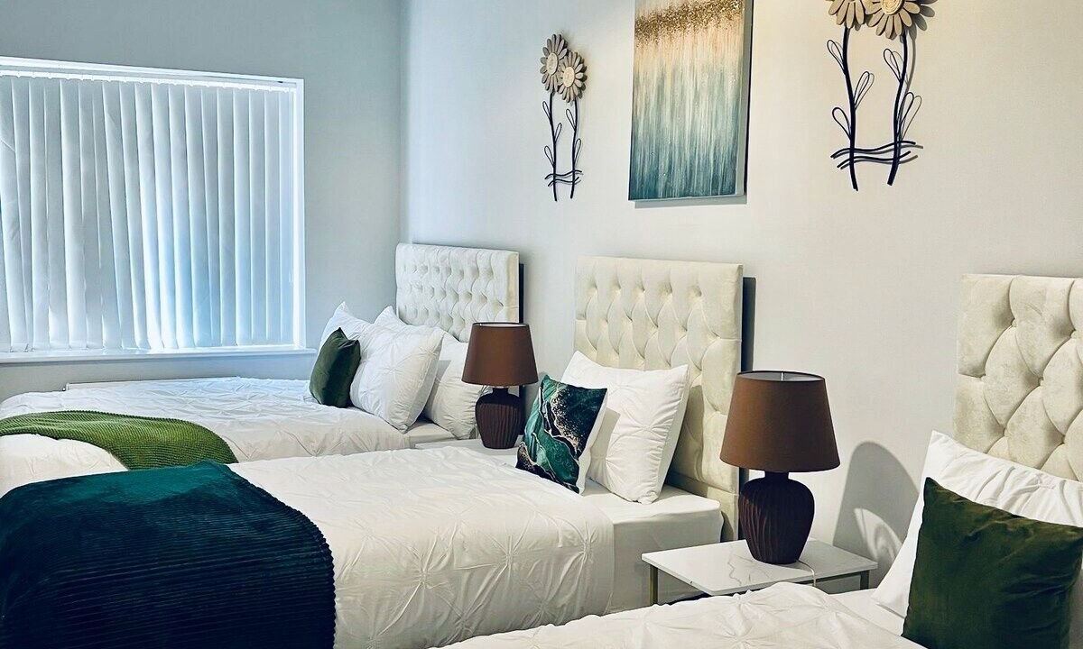 Photo of Bedroom in Wainscot