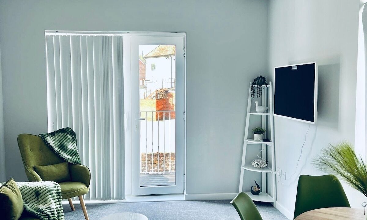 Photo of Livingroom in Wainscot
