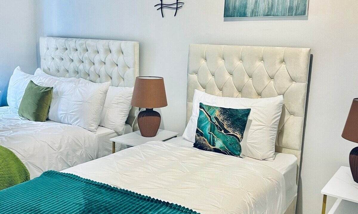 Photo of Bedroom in Wainscot