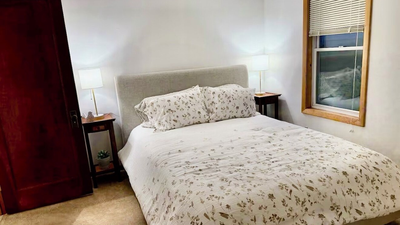 Photo of Bedroom in Lodi