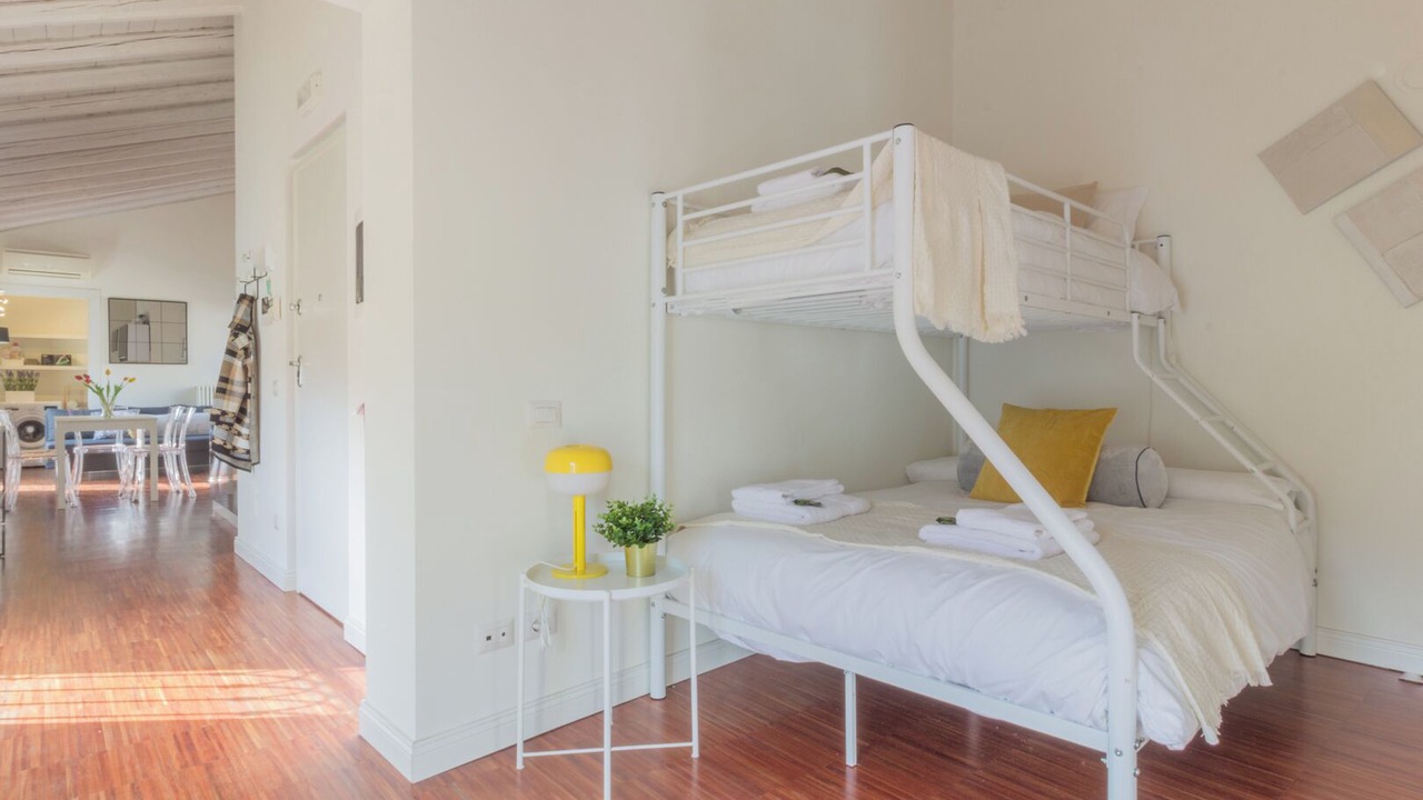 Photo of Bedroom in Crema