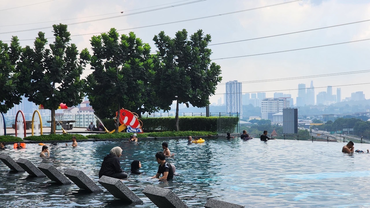 Photo of Outdoor in Taman Pertama