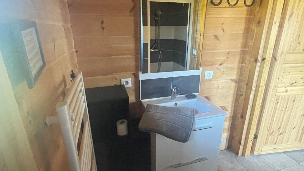 Photo of Bathroom in Peyrat-le-Chateau