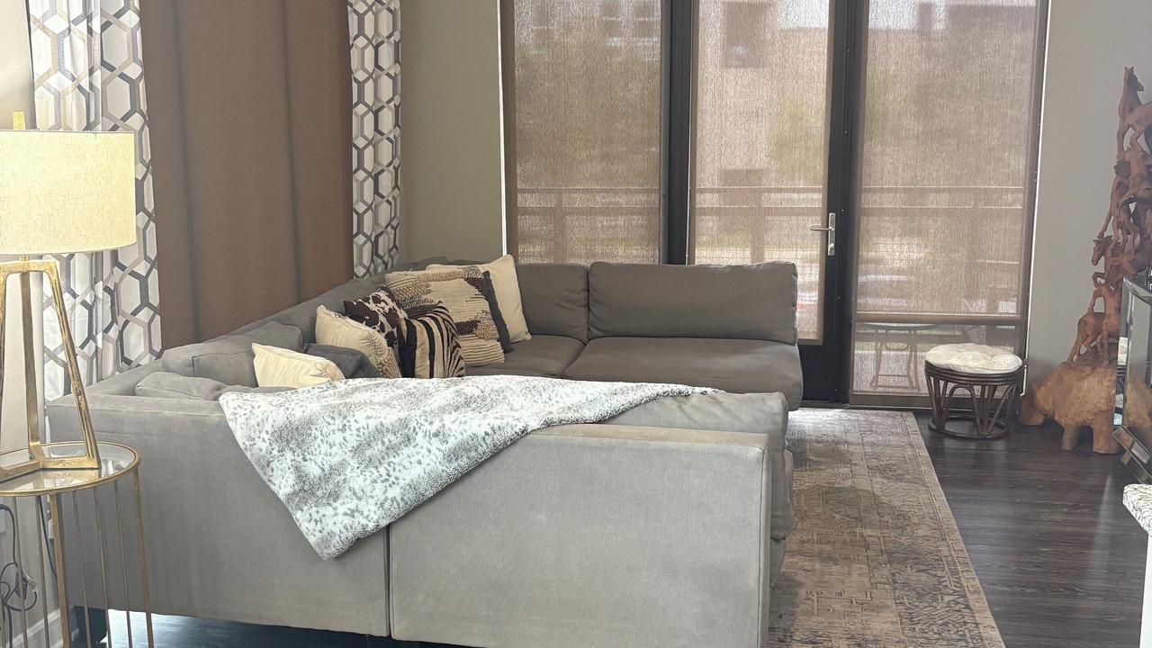 Photo of Livingroom in Las Colinas