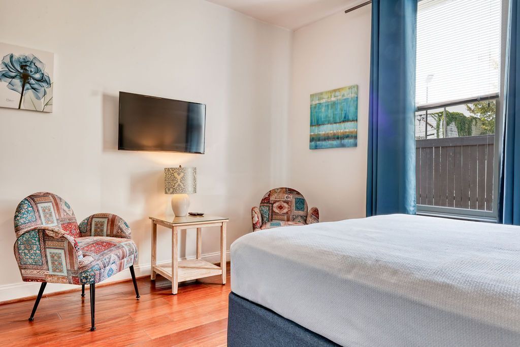 Photo of Bedroom in Old West Broad Neighborhood