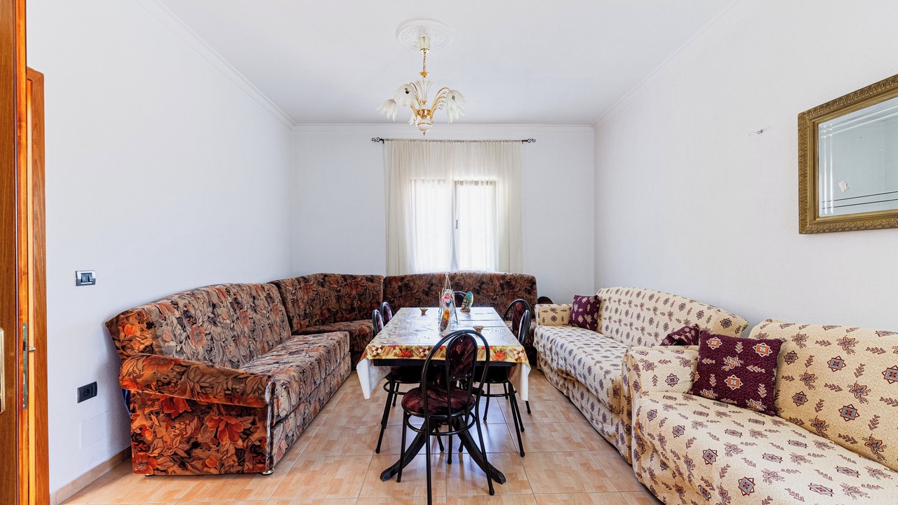 Photo of Livingroom in Korce