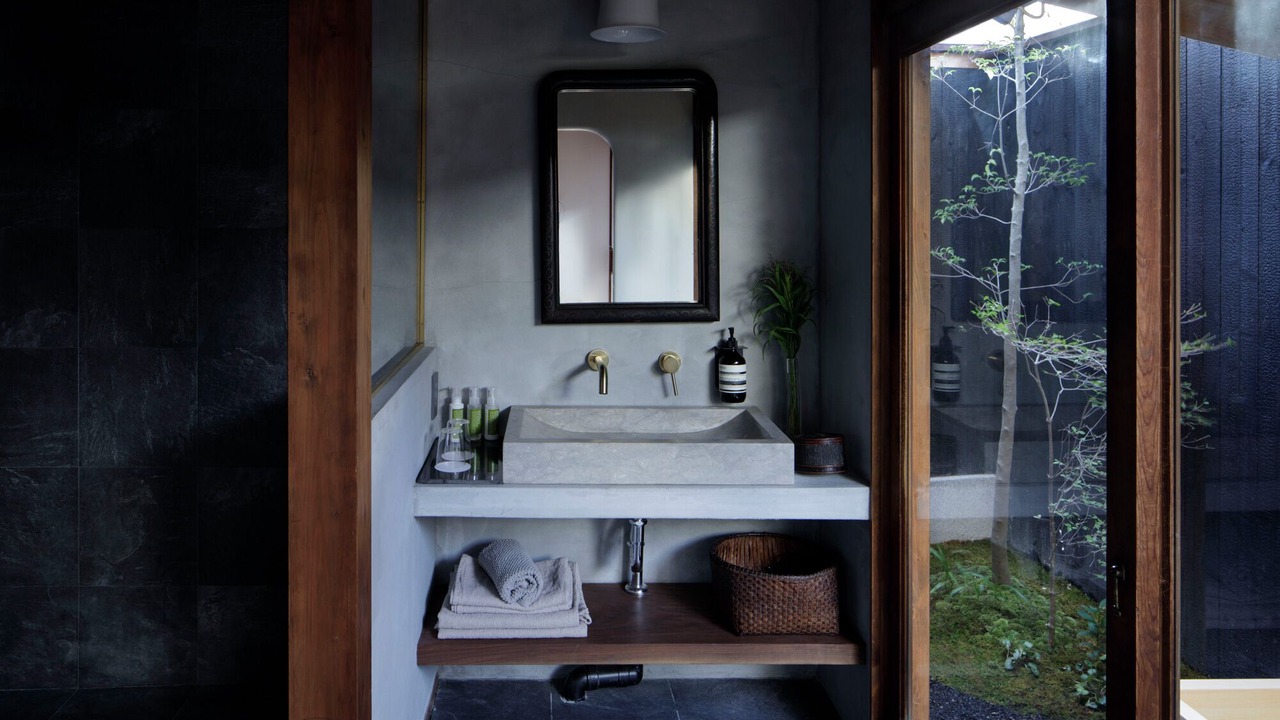 Photo of Bathroom in Kuwana