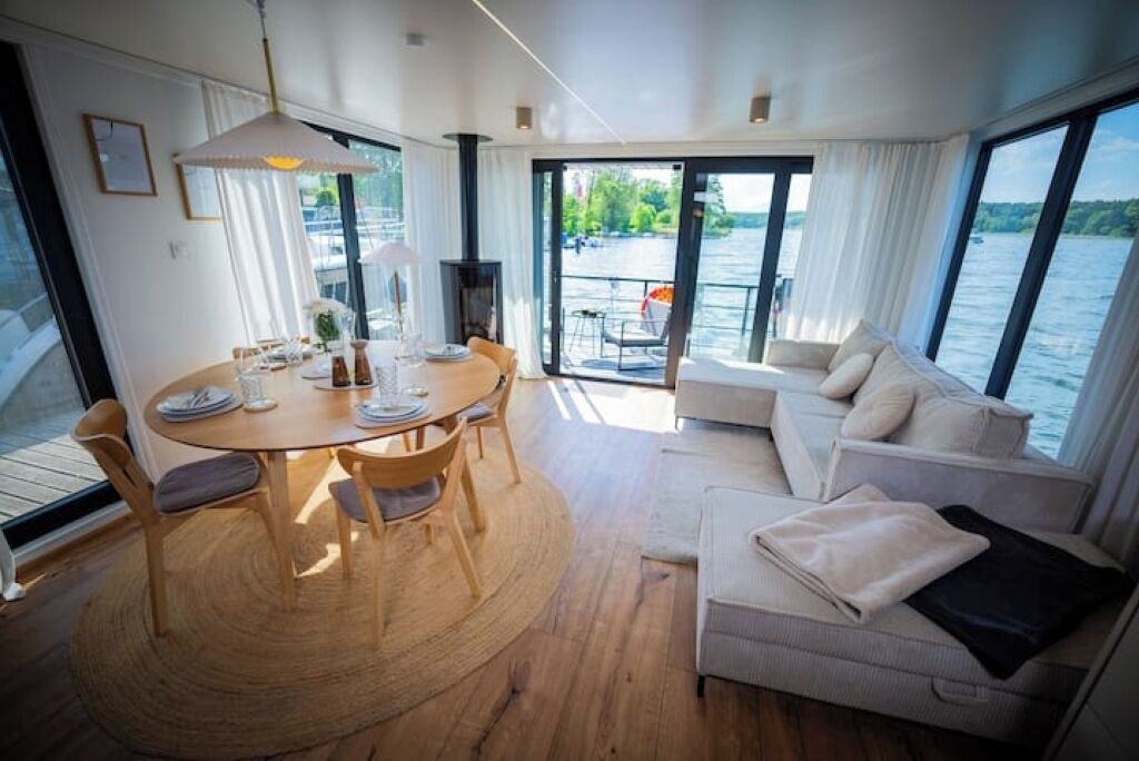 Photo of Livingroom in Oberhavel