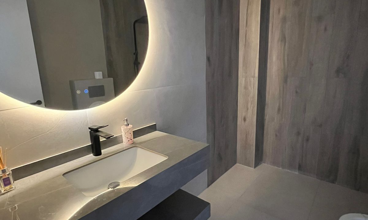 Photo of Bathroom in Agaraki