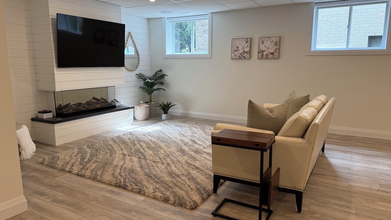 Photo of Livingroom in Township of Woolwich