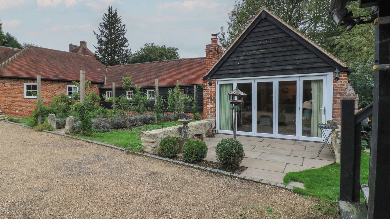 Photo of Outdoor in Five Oak Green
