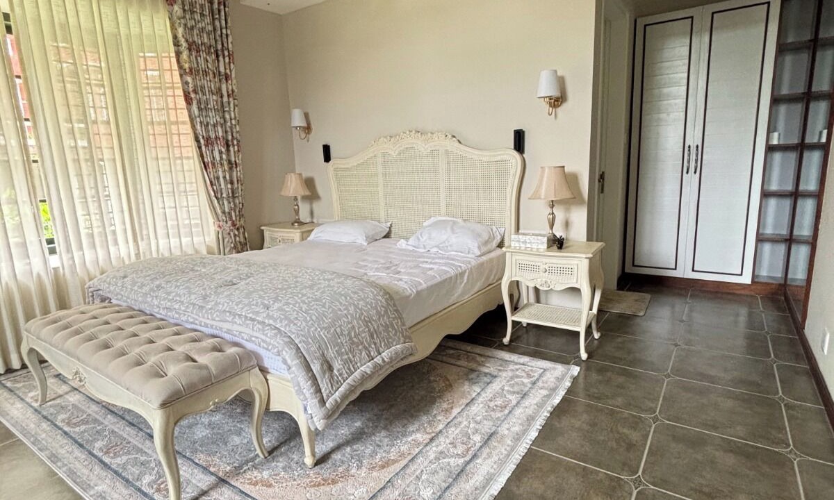 Photo of Bedroom in Kalpetta