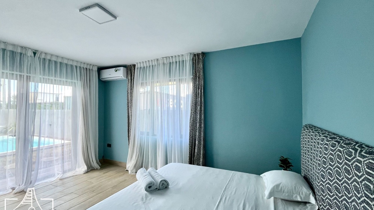 Photo of Bedroom in Calebasses