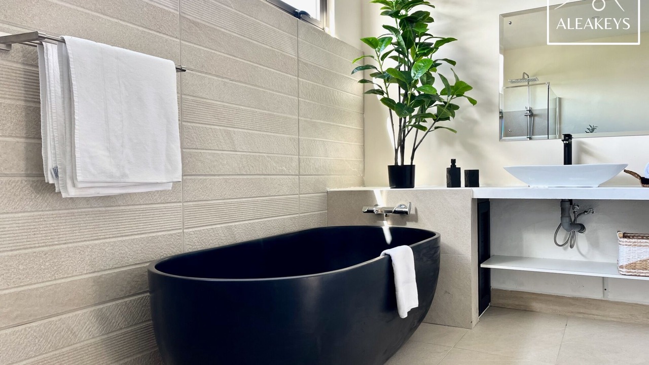 Photo of Bathroom in Calebasses