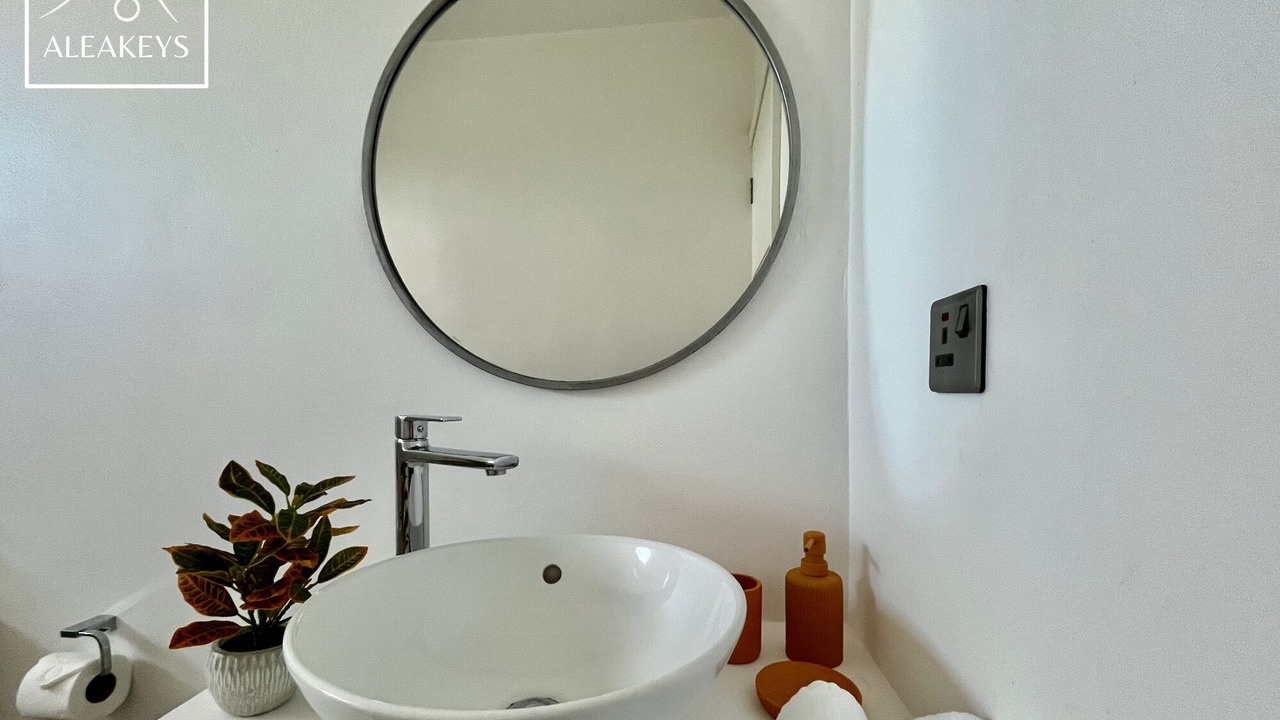 Photo of Bathroom in Calebasses