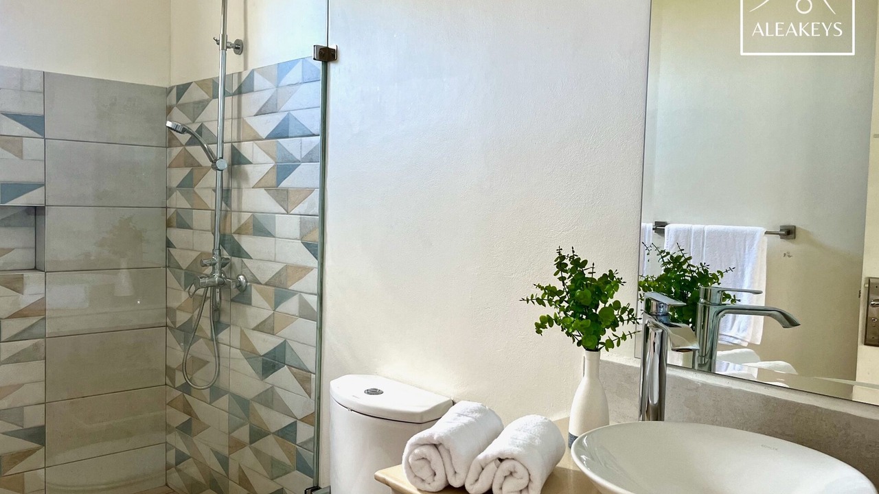 Photo of Bathroom in Calebasses
