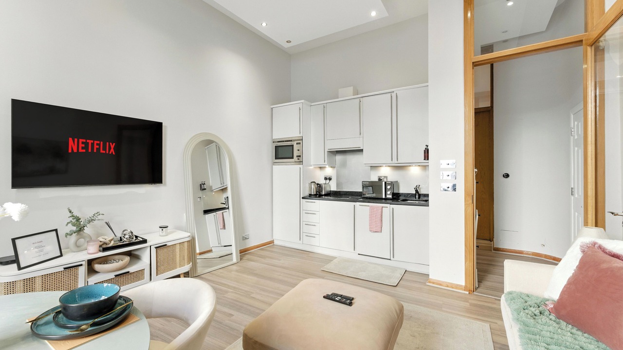 Photo of Livingroom in Queen's Gate
