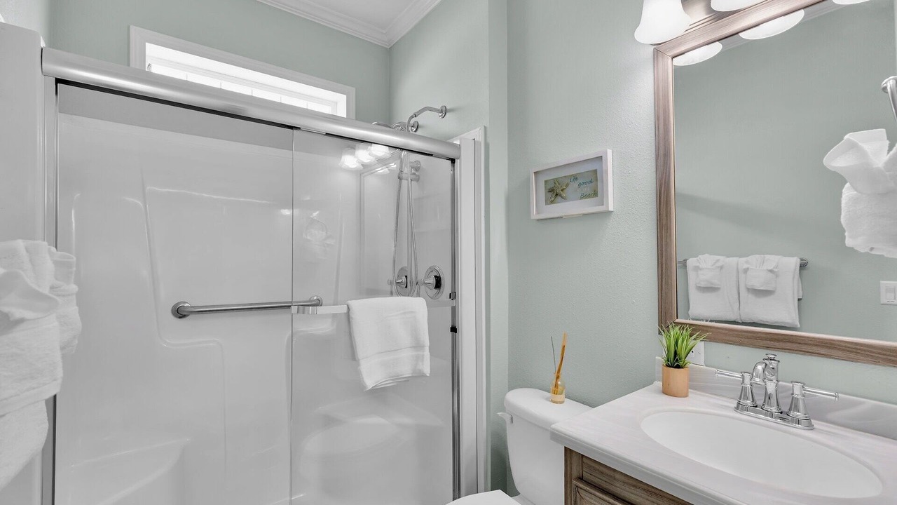 Photo of Bathroom in Cudjoe Key