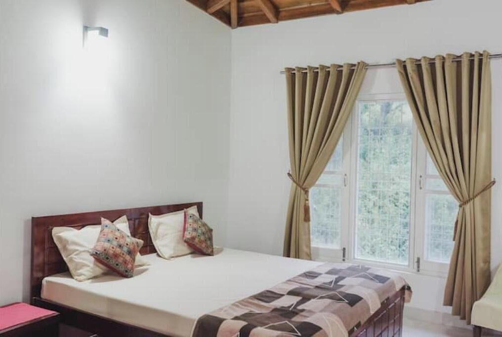 Photo of Bedroom in Bhowali